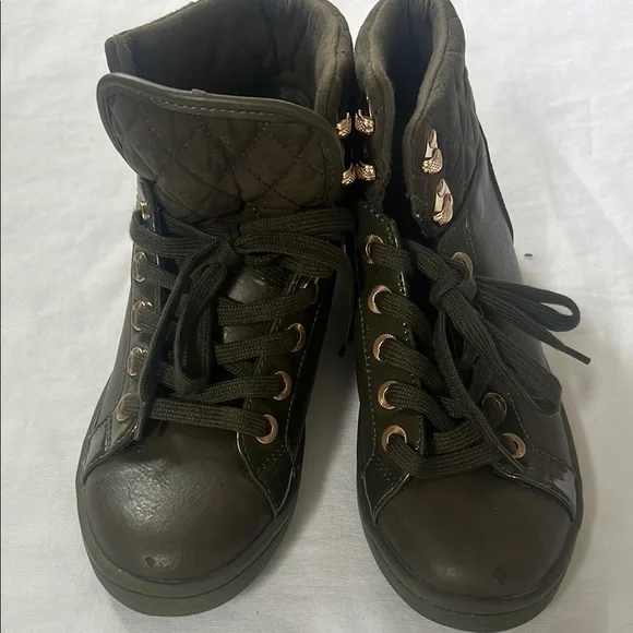 Aldo Olive Booties High-Top Minimalist - Picture 8 of 8